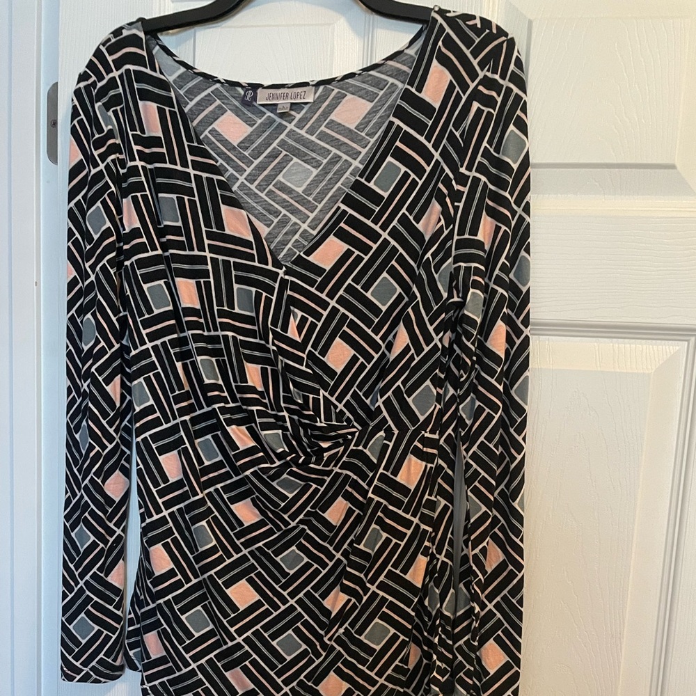 Pre owned  perfect condition JENNIFER LOPEZ LARGE